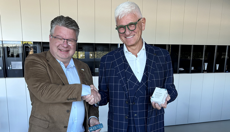 labomar acquisisce pharmia